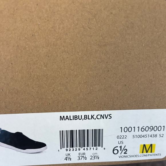 NIB Vionic Beach Malibu Canvas Slip Ons Women's Size 6.5 M Black White Shoes - Picture 7 of 7